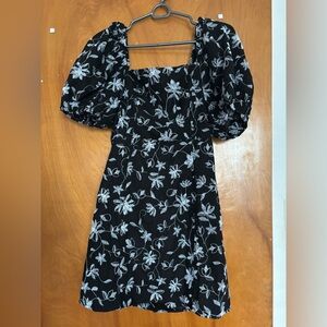 Babydoll puff sleeve floral dress